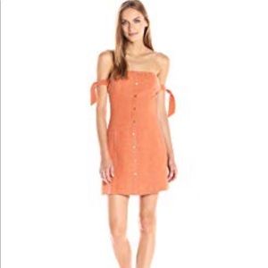 Women astr the label dress